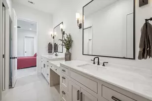 1310 Story St, Houston, TX 77055 - Photo 29