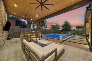 1310 Story St, Houston, TX 77055 - Photo 45