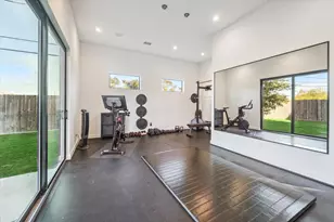 1310 Story St, Houston, TX 77055 - Photo 33