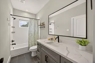 5359 Creekmont Oaks Ln, Houston, TX 77091 - Photo 19