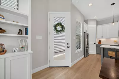 5359 Creekmont Oaks Lane, Houston, TX 77091 - Photo 5