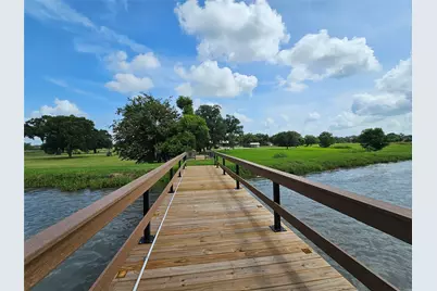 400 Pony Trail, Angleton, TX 77515 - Photo 19