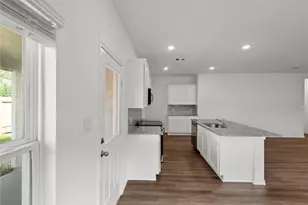 1878 Redwood Ln, Dayton, TX 77535 - Photo 13