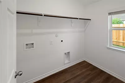 1878 Redwood Lane, Dayton, TX 77535 - Photo 17