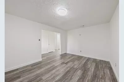 7003 Rockergate Drive, Missouri City, TX 77459 - Photo 7