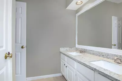 15118 Greenleaf Lane, Houston, TX 77062 - Photo 27