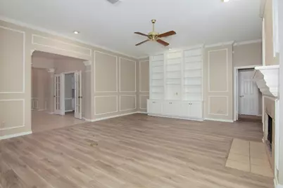 15118 Greenleaf Lane, Houston, TX 77062 - Photo 13