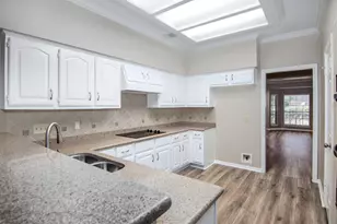 15118 Greenleaf Ln, Houston, TX 77062 - Photo 15