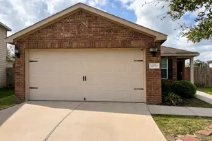 12711 Mystic Water Ln, Houston, TX 77044 - Photo 1