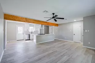 411 Oaklawn St, League City, TX 77573 - Photo 5