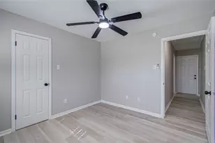 411 Oaklawn St, League City, TX 77573 - Photo 21