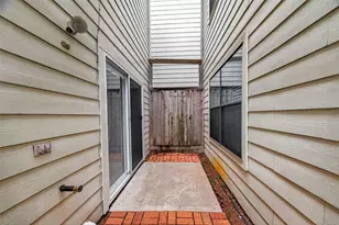 5665 Larkin St, Houston, TX 77007 - Photo 15