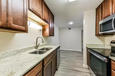 1860 White Oak Drive #245, Houston, TX 77009 - Photo 13