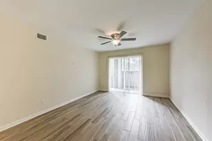 1860 White Oak Dr, Houston, TX 77009 - Photo 9
