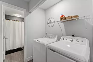17 S Greenbud Ct, The Woodlands, TX 77380 - Photo 9