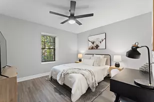 17 S Greenbud Ct, The Woodlands, TX 77380 - Photo 11