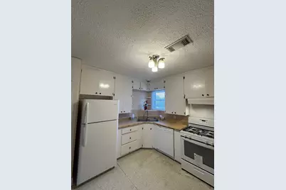 2928 Avenue O #2, Galveston, TX 77550 - Photo 5
