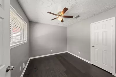 318 Bayridge Drive, League City, TX 77573 - Photo 25