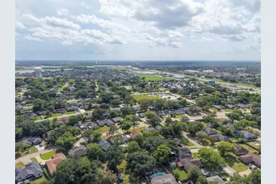 318 Bayridge Drive, League City, TX 77573 - Photo 33