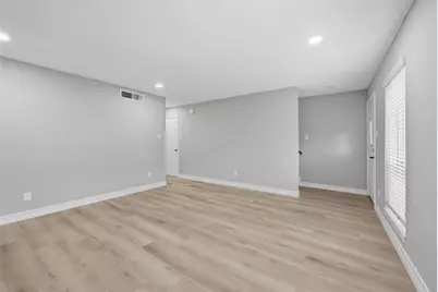 9261 Westwood Village Drive #51, Houston, TX 77036 - Photo 9