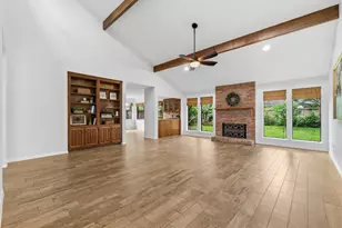 17 Greenridge Forest Dr, The Woodlands, TX 77381 - Photo 17