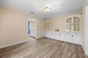 1818 Plantation Dr, Richmond, TX 77406 - Photo 7