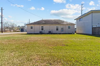 317-319 E B Street, La Porte, TX 77571 - Photo 23