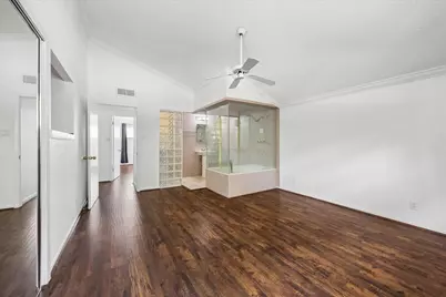 7826 Woodway Drive #7826, Houston, TX 77063 - Photo 13