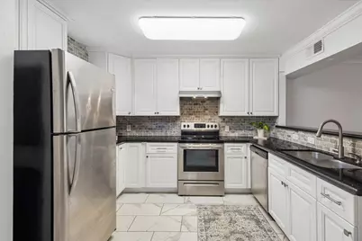 7826 Woodway Drive #7826, Houston, TX 77063 - Photo 7