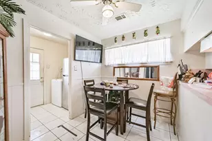 4903 Heatherbloom Dr, Houston, TX 77045 - Photo 17