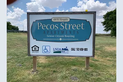 400 W Mesquite St, Granger, TX 76530 - Photo 5