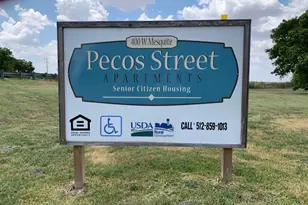 400 W Mesquite St, Granger, TX 76530 - Photo 5