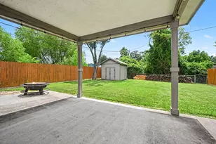 4818 27th St, Dickinson, TX 77539 - Photo 13