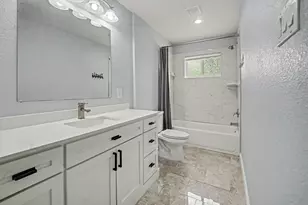 4818 27th St, Dickinson, TX 77539 - Photo 9