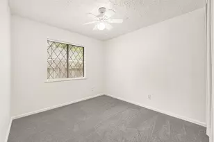 622 N 13th St, La Porte, TX 77571 - Photo 11