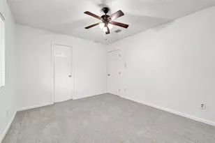 622 N 13th St, La Porte, TX 77571 - Photo 13