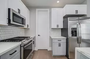 2407 Anita St, Houston, TX 77004 - Photo 15
