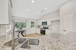 3236 Lee Circle, Pearland, TX 77581 - Photo 9
