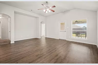 8817 Voyager Drive, Texas City, TX 77591 - Photo 7
