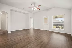 8817 Voyager Dr, Texas City, TX 77591 - Photo 7
