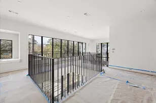 710 Glen Echo Ln, Houston, TX 77024 - Photo 25