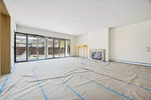 710 Glen Echo Ln, Houston, TX 77024 - Photo 17