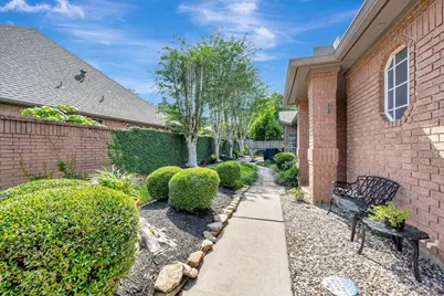 1907 Carriage Brook Way, Houston, TX 77062 - Photo 7