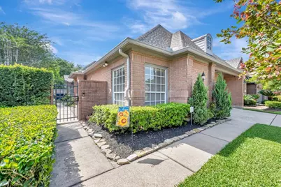 1907 Carriage Brook Way, Houston, TX 77062 - Photo 5