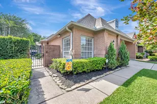 1907 Carriage Brook Way, Houston, TX 77062 - Photo 5