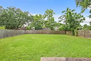 7306 Parker Rd, Houston, TX 77016 - Photo 17