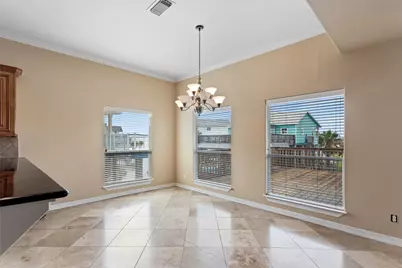 1110 Papeete Street, Tiki Island, TX 77554 - Photo 11