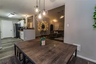 3719 Royal Manor Dr, Houston, TX 77082 - Photo 9