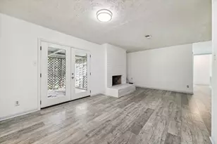 8814 Jason St, Houston, TX 77074 - Photo 3