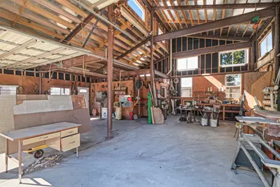 643 E 10th Street, Houston, TX 77008 - Photo 19